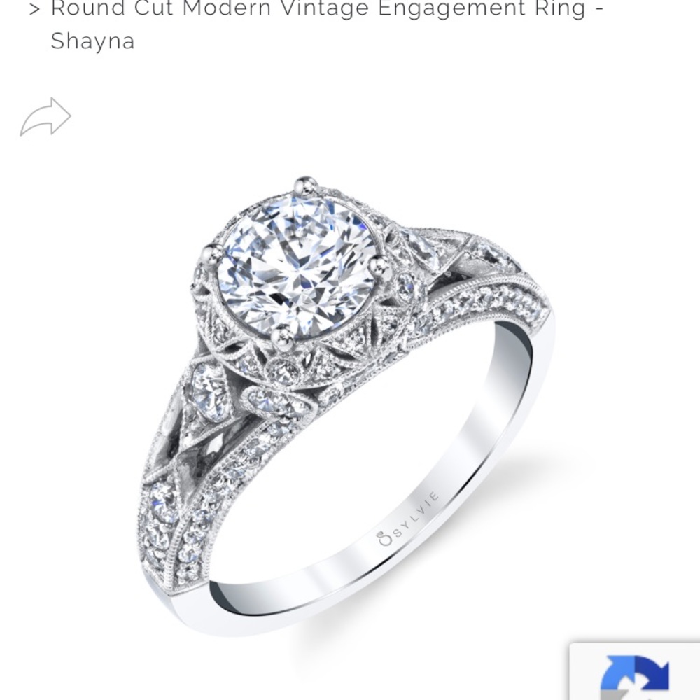 Beautiful Vintage Art Carved Engagement/Wedding ring/new condition. Sylvie brand